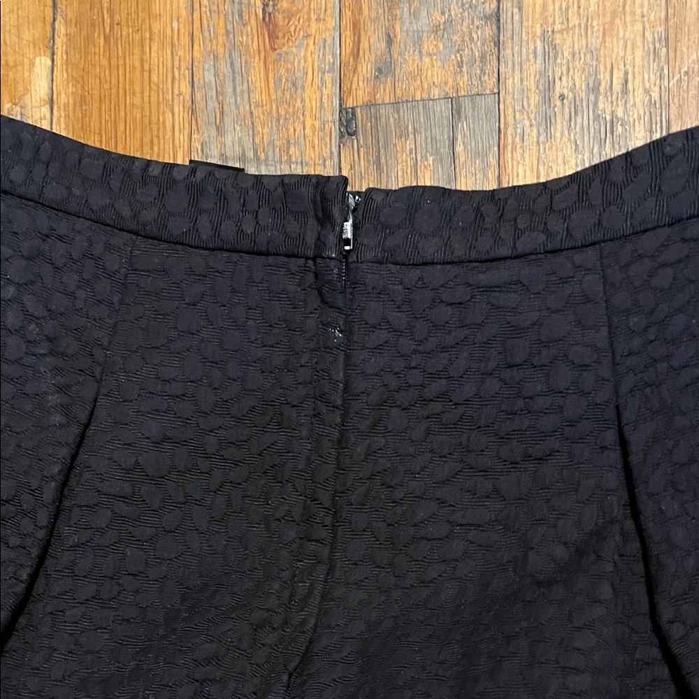 H&M Black Textured A-Line Skirt - Picture 4 of 4